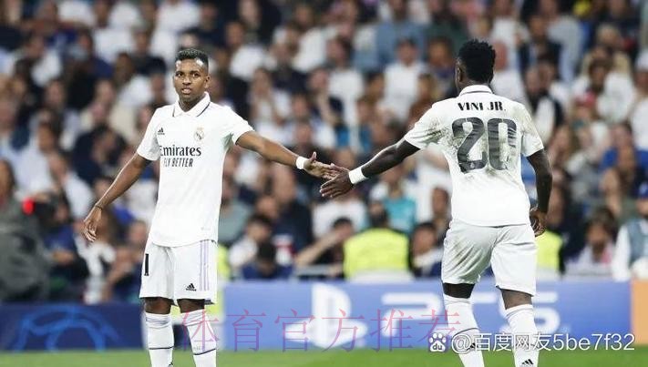 罗马诺:约罗痴迷于加盟皇马 双方俱乐部正直接谈判 罗马诺:约罗痴迷于加盟皇马 双方俱乐部正直接谈判